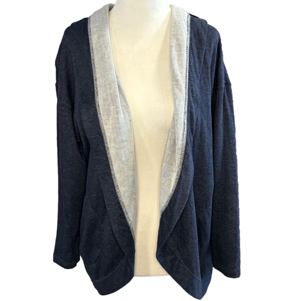 NWOT Max Studios Athleisure Sweater - Size Small